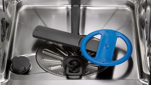 Plastikowe dno zmywarki