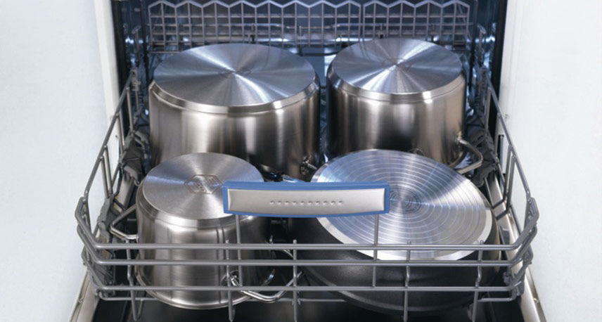 Idealna zmywarka dla rodzin z dziećmi 8 Duże zmywarki mieszczą kilka garnków