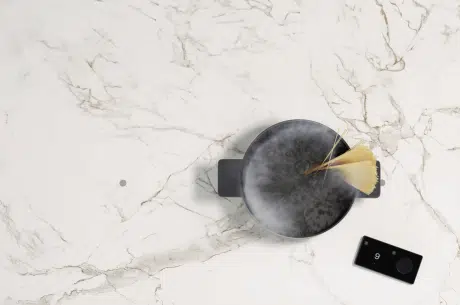 Novy Undercover – niewidoczna płyta indukcyjna