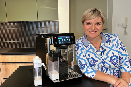 De’Longhi PrimaDonna Aromatic – test ekspresu, który zna Twoje kawowe rytuały