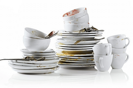 Dlaczego zmywarka nie domywa naczyń?