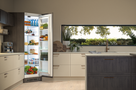 Lodówka narożna – czy to możliwe? Norcool Corner Fridge w szczegółach