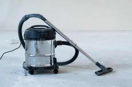 Odkurzacze warsztatowe. Porządek w garażu i warsztacie – praktyczne porady dla majsterkowiczów